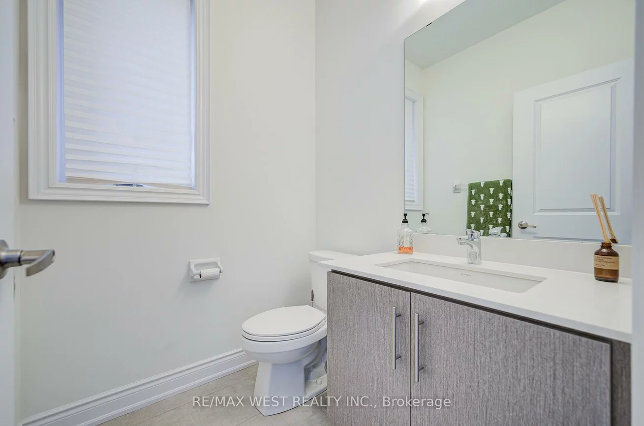 1973, Mcneil, Alcona, Innisfil