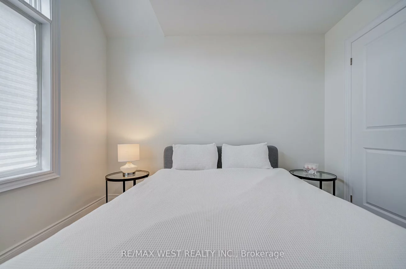 1973, Mcneil, Alcona, Innisfil