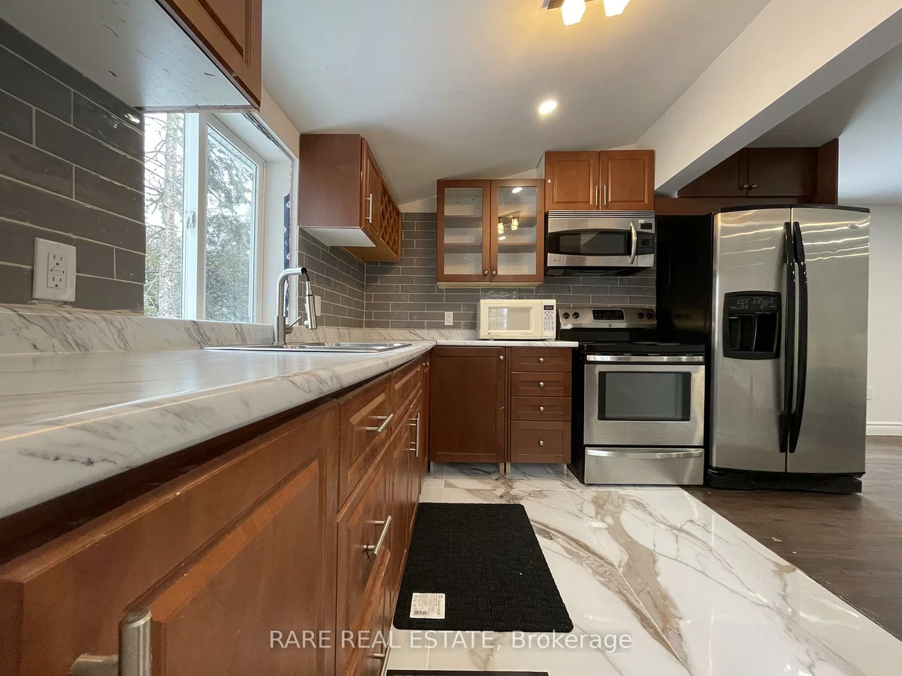 1981, Inglewood, Alcona, Innisfil