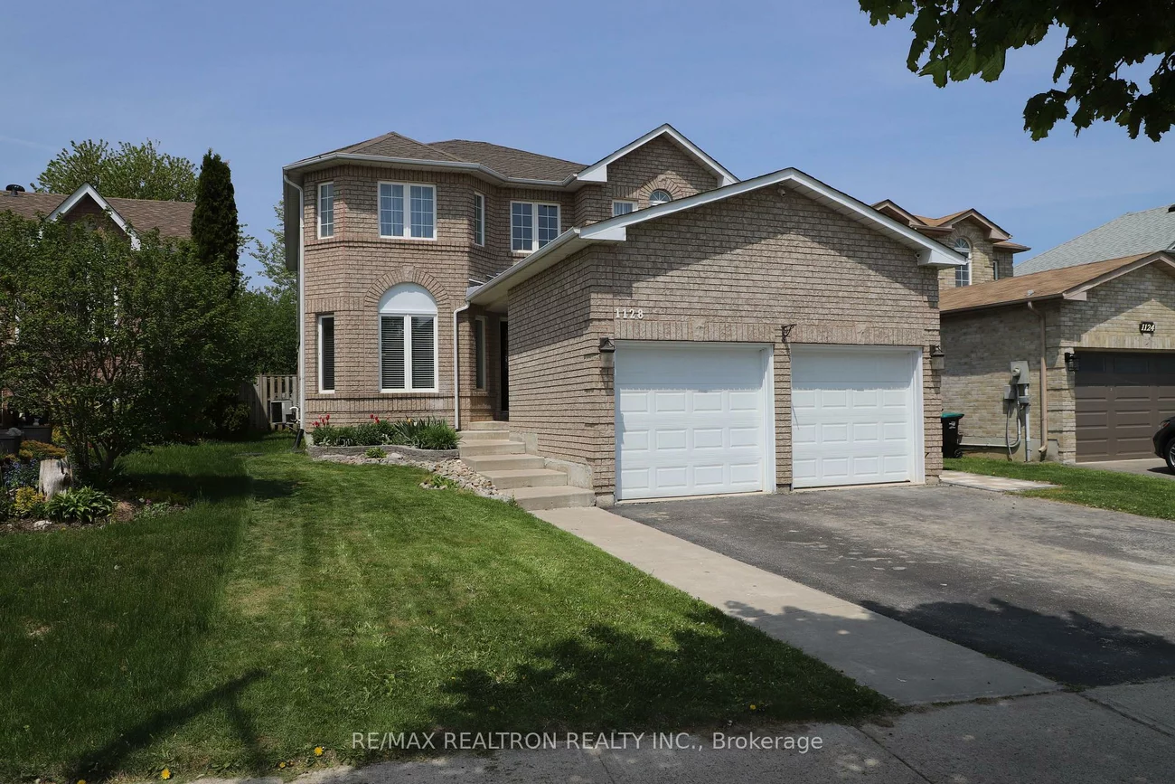 1128, Corrie, Alcona, Innisfil