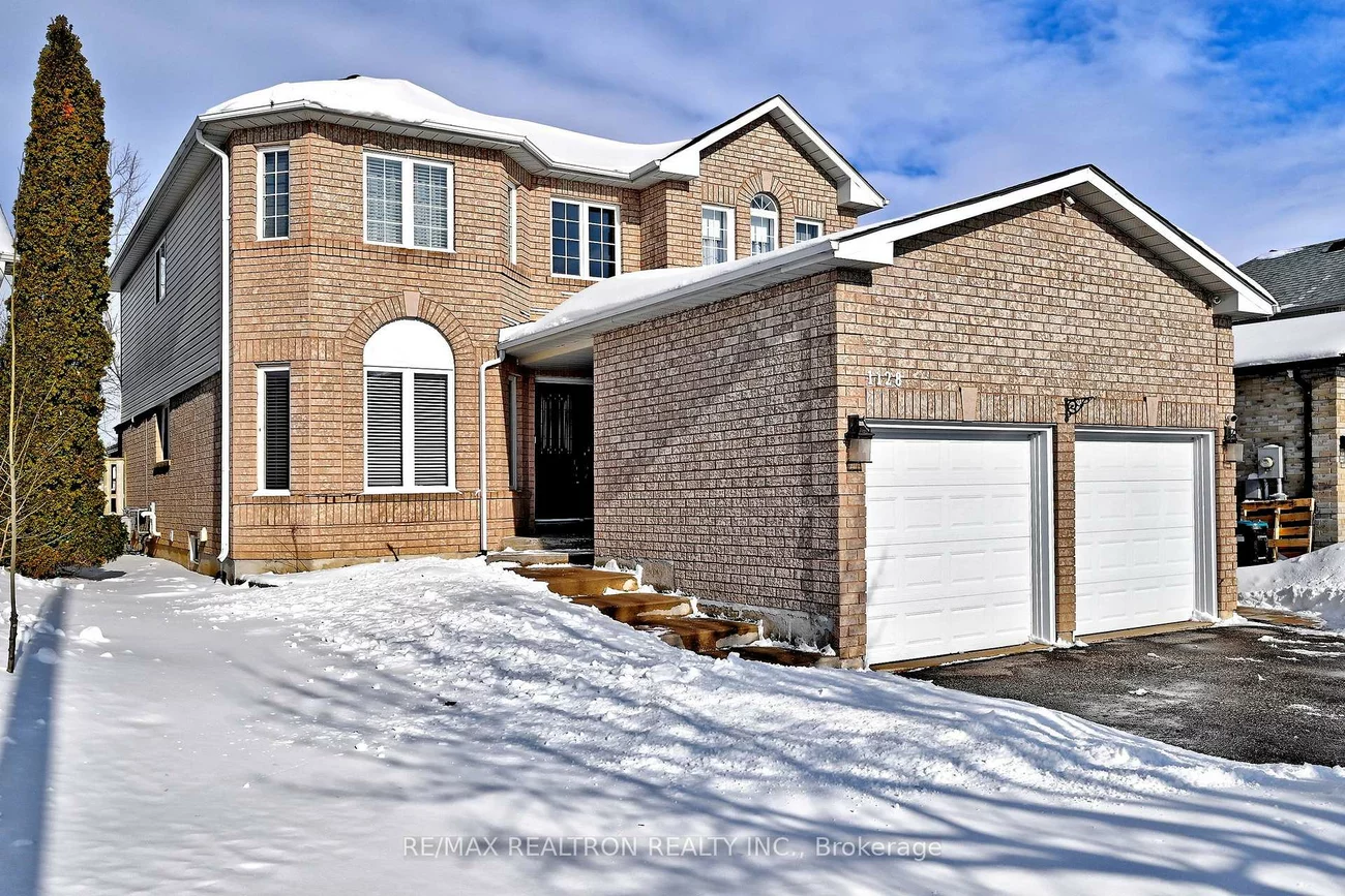 1128, Corrie, Alcona, Innisfil