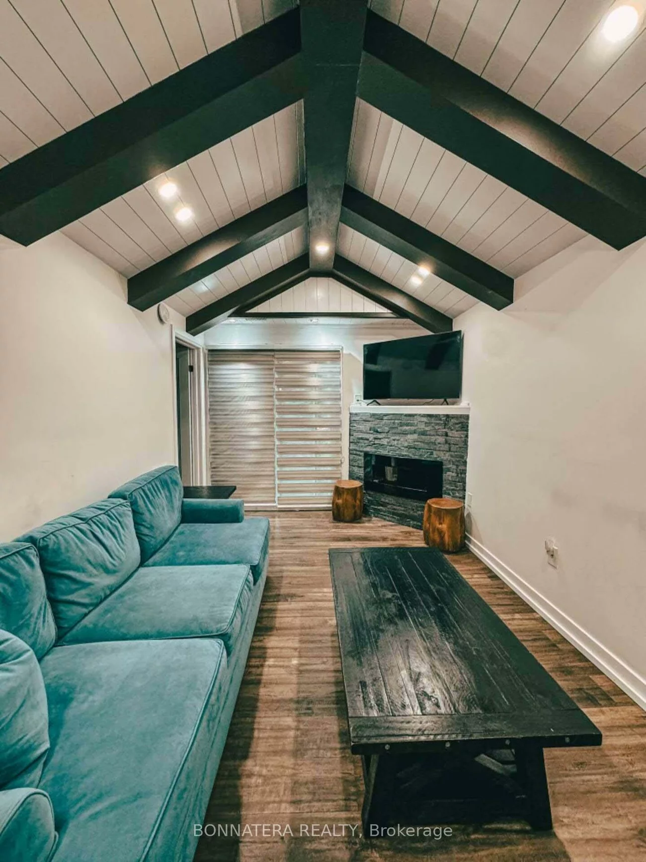 687, Innisfil Beach, Alcona, Innisfil