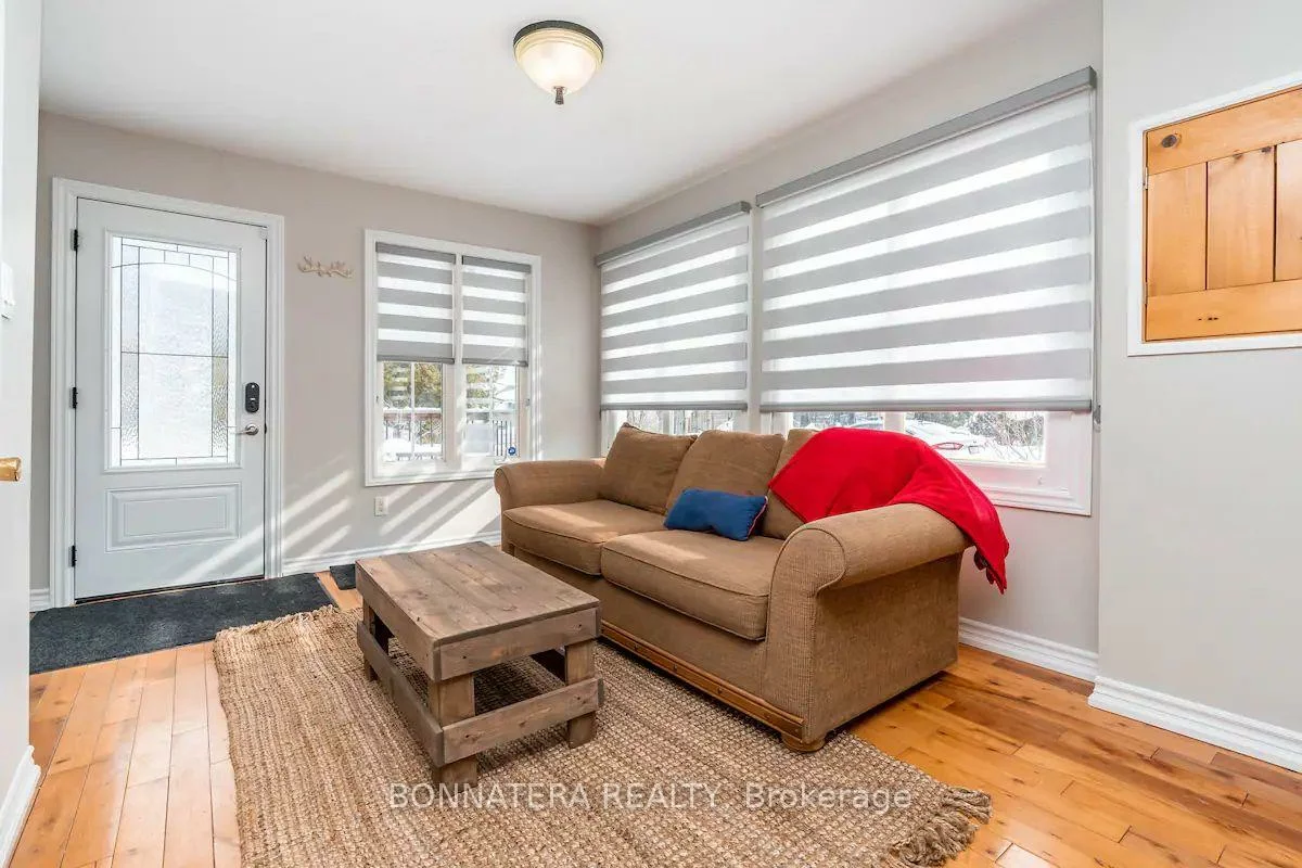 687, Innisfil Beach, Alcona, Innisfil