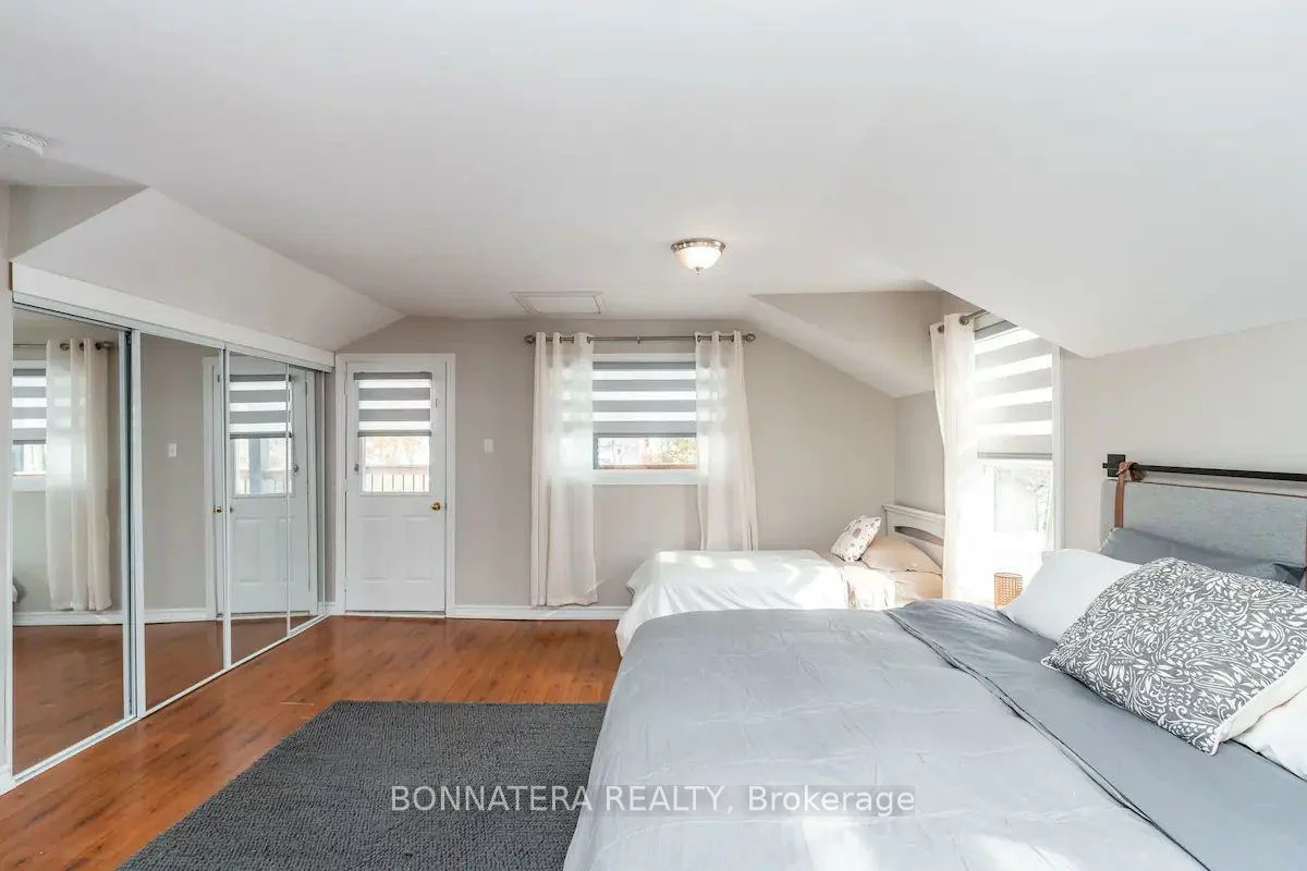 687, Innisfil Beach, Alcona, Innisfil