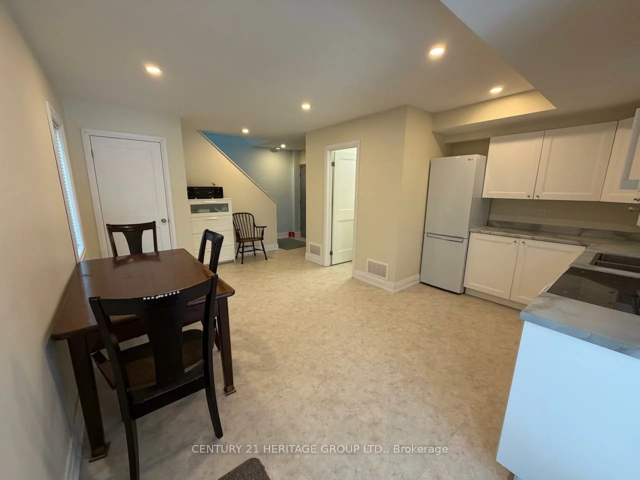 2286B, Somers, Alcona, Innisfil