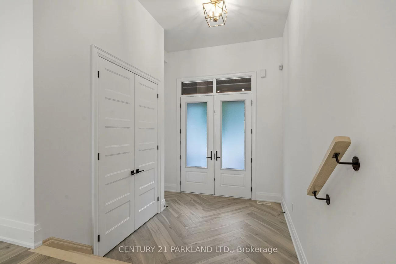 1352, Davis, Lefroy, Innisfil