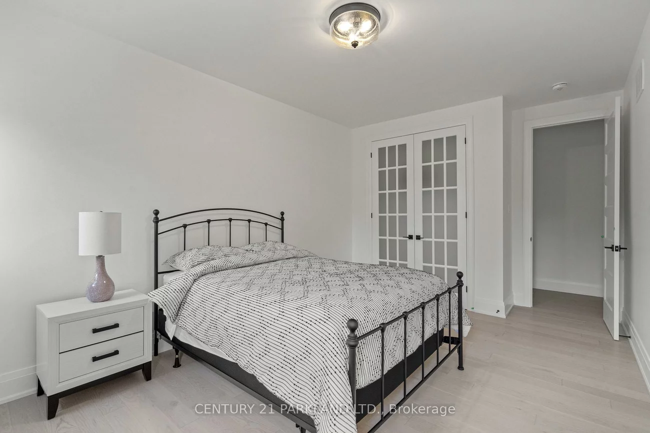 1352, Davis, Lefroy, Innisfil