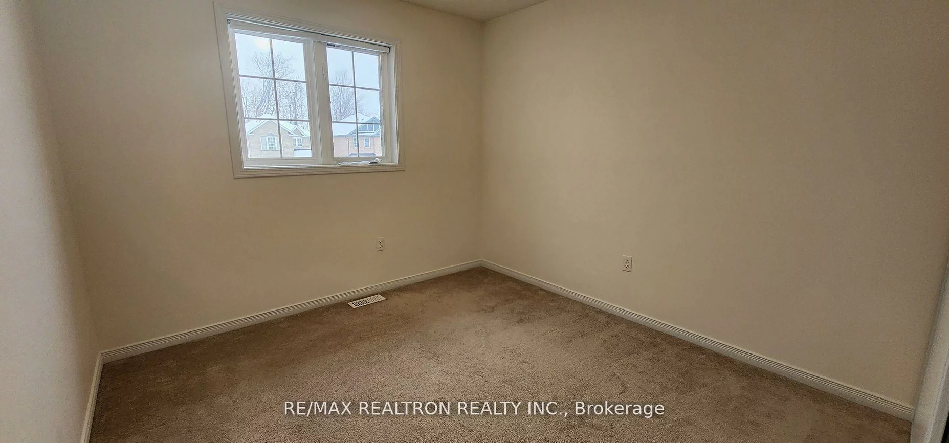 1245, Leslie, Alcona, Innisfil