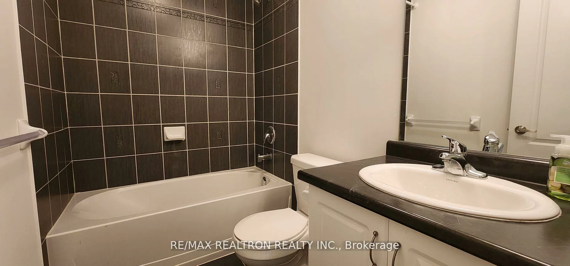 1245, Leslie, Alcona, Innisfil