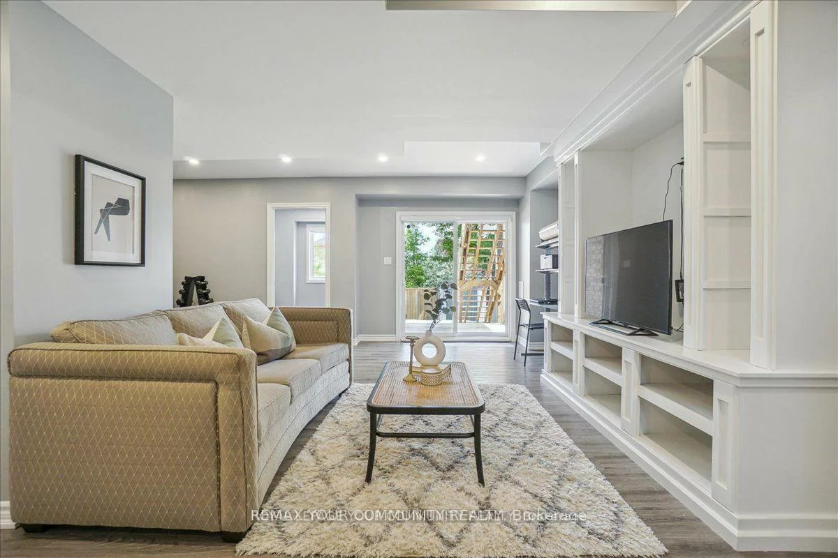 2172, Dawson, Alcona, Innisfil