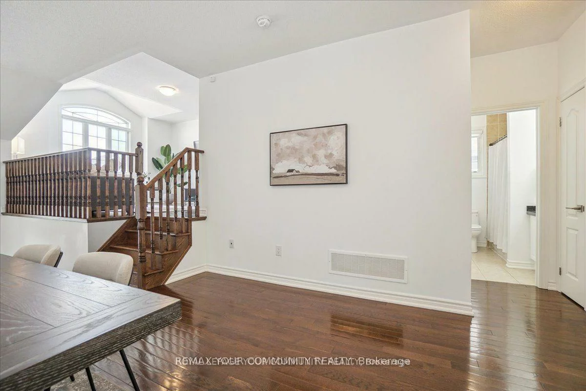 2172, Dawson, Alcona, Innisfil