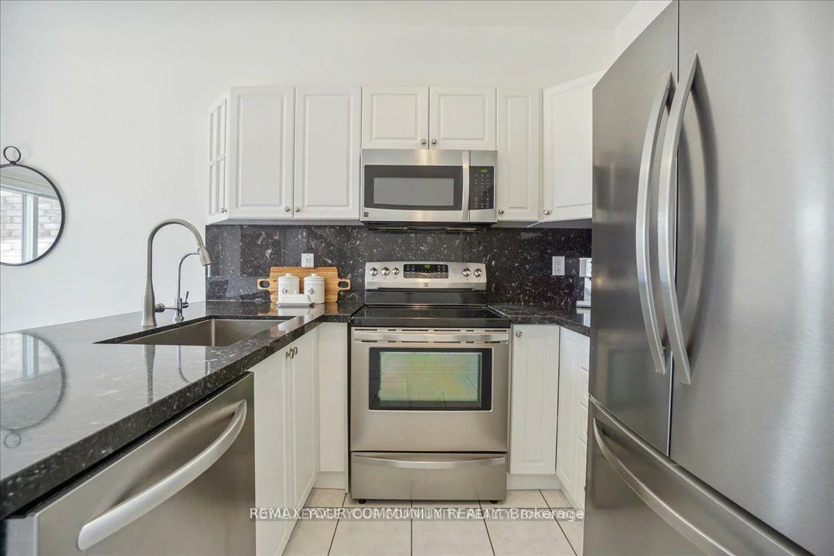 2172, Dawson, Alcona, Innisfil