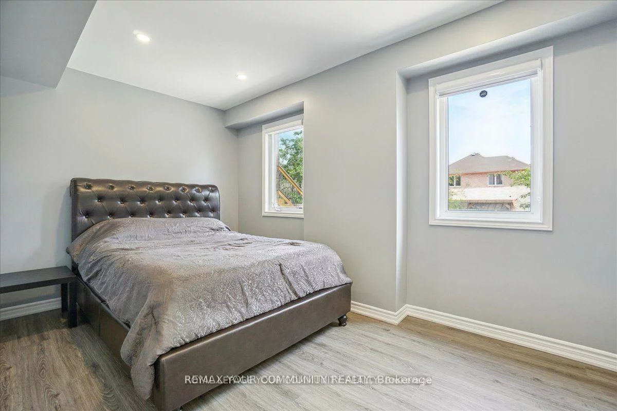 2172, Dawson, Alcona, Innisfil