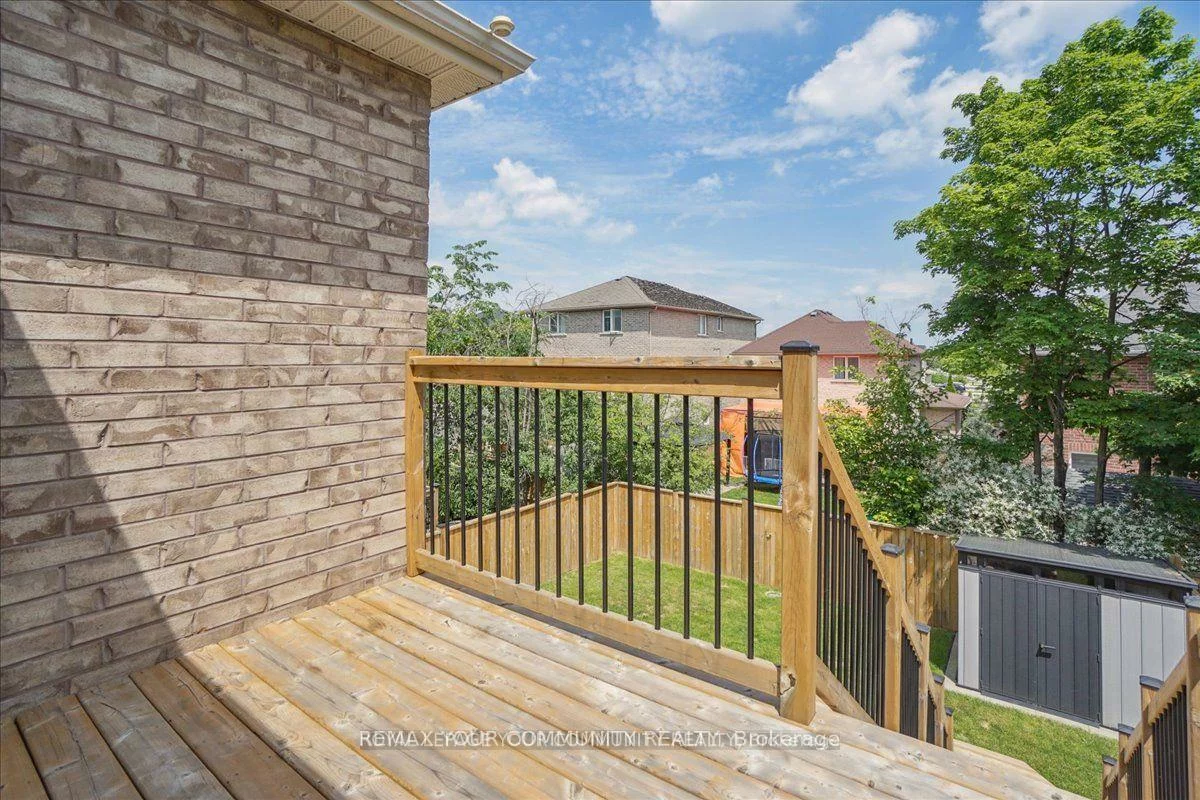 2172, Dawson, Alcona, Innisfil