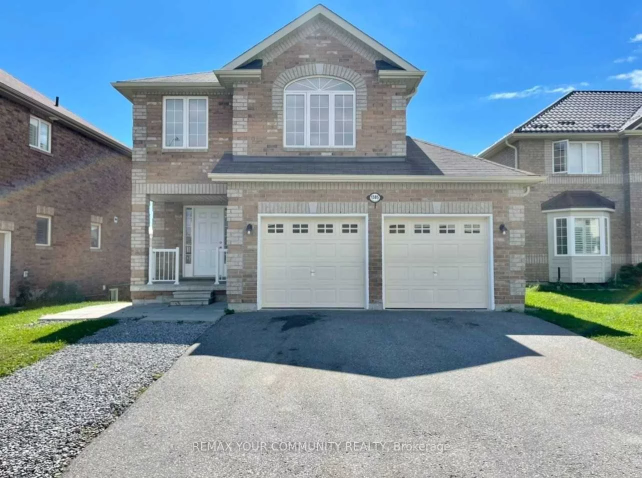 1385, Hunter (Main Flr), Alcona, Innisfil