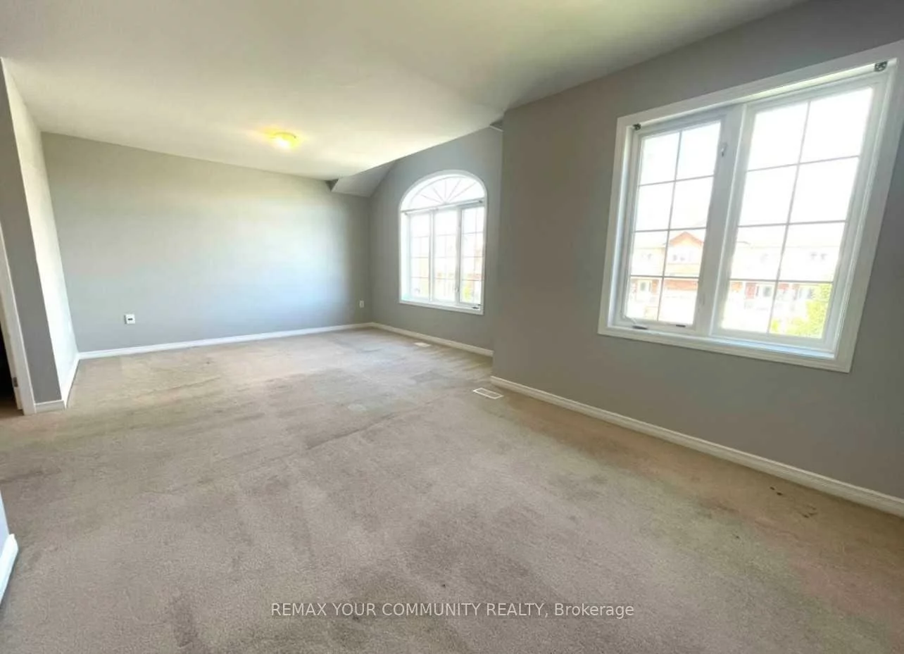 1385, Hunter (Main Flr), Alcona, Innisfil