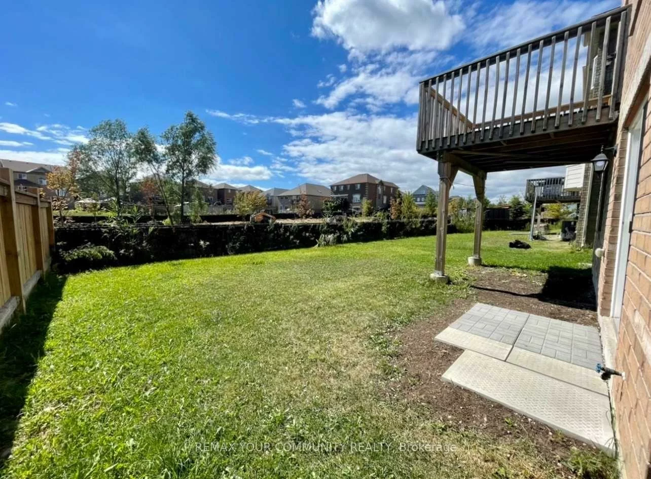 1385, Hunter (Main Flr), Alcona, Innisfil