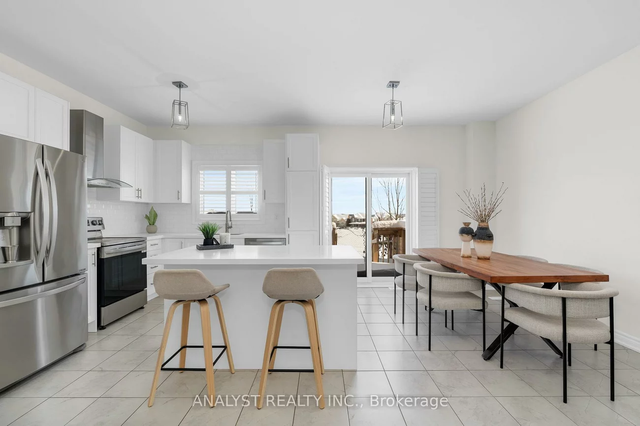 1131, Wharram, Lefroy, Innisfil