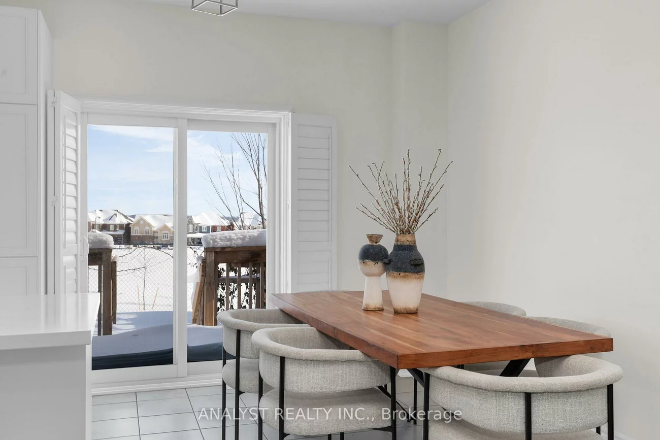 1131, Wharram, Lefroy, Innisfil