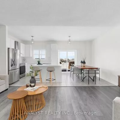 1131, Wharram, Lefroy, Innisfil