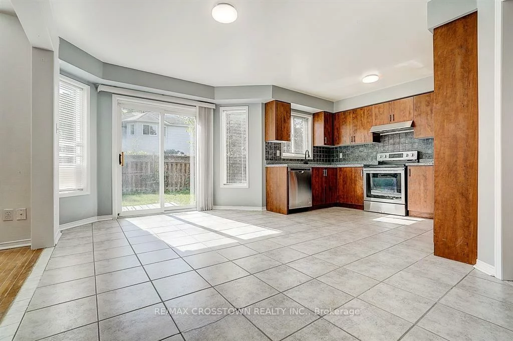 1187, Leslie, Alcona, Innisfil