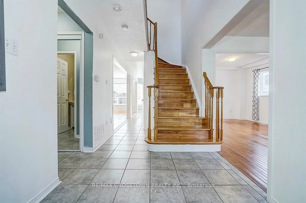 1187, Leslie, Alcona, Innisfil