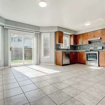 1187, Leslie, Alcona, Innisfil