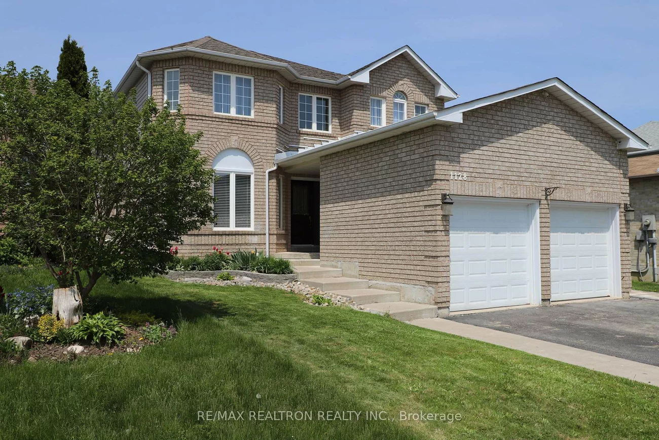 1128, Corrie, Alcona, Innisfil