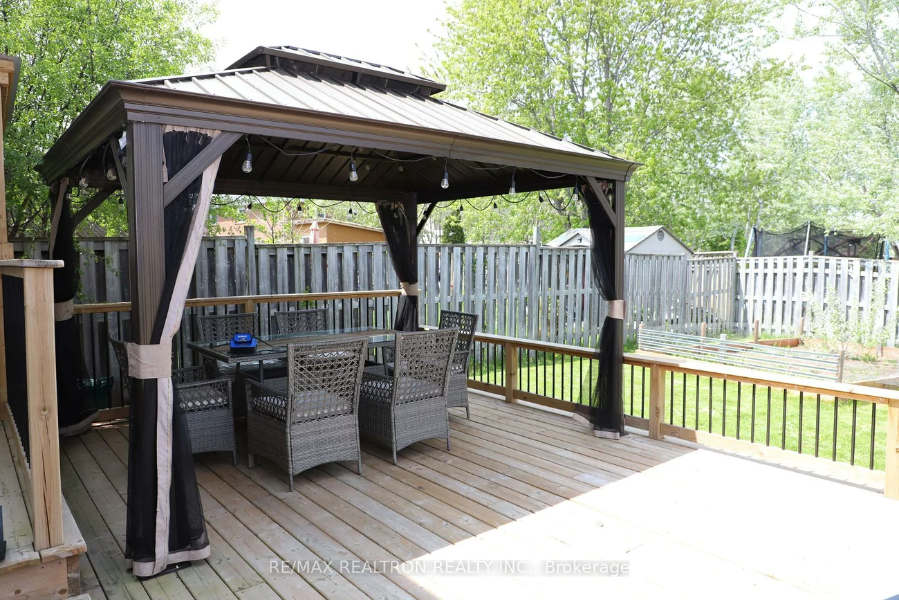 1128, Corrie, Alcona, Innisfil