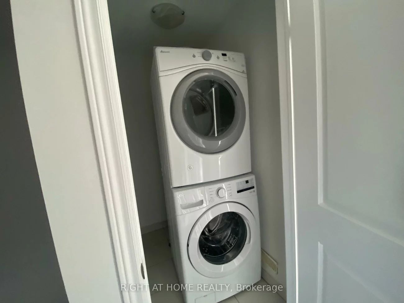 2124, Dale, Alcona, Innisfil