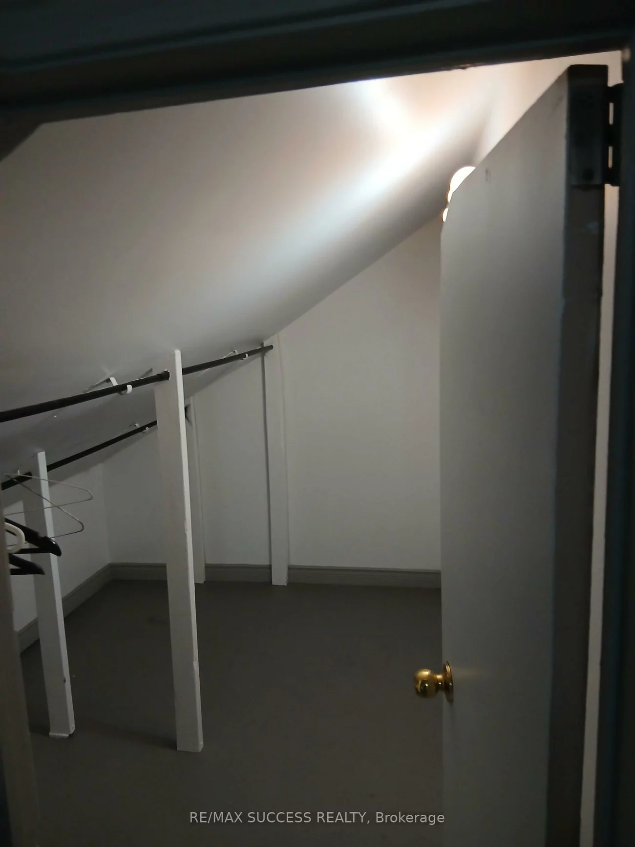 1711, St Johns, Alcona, Innisfil