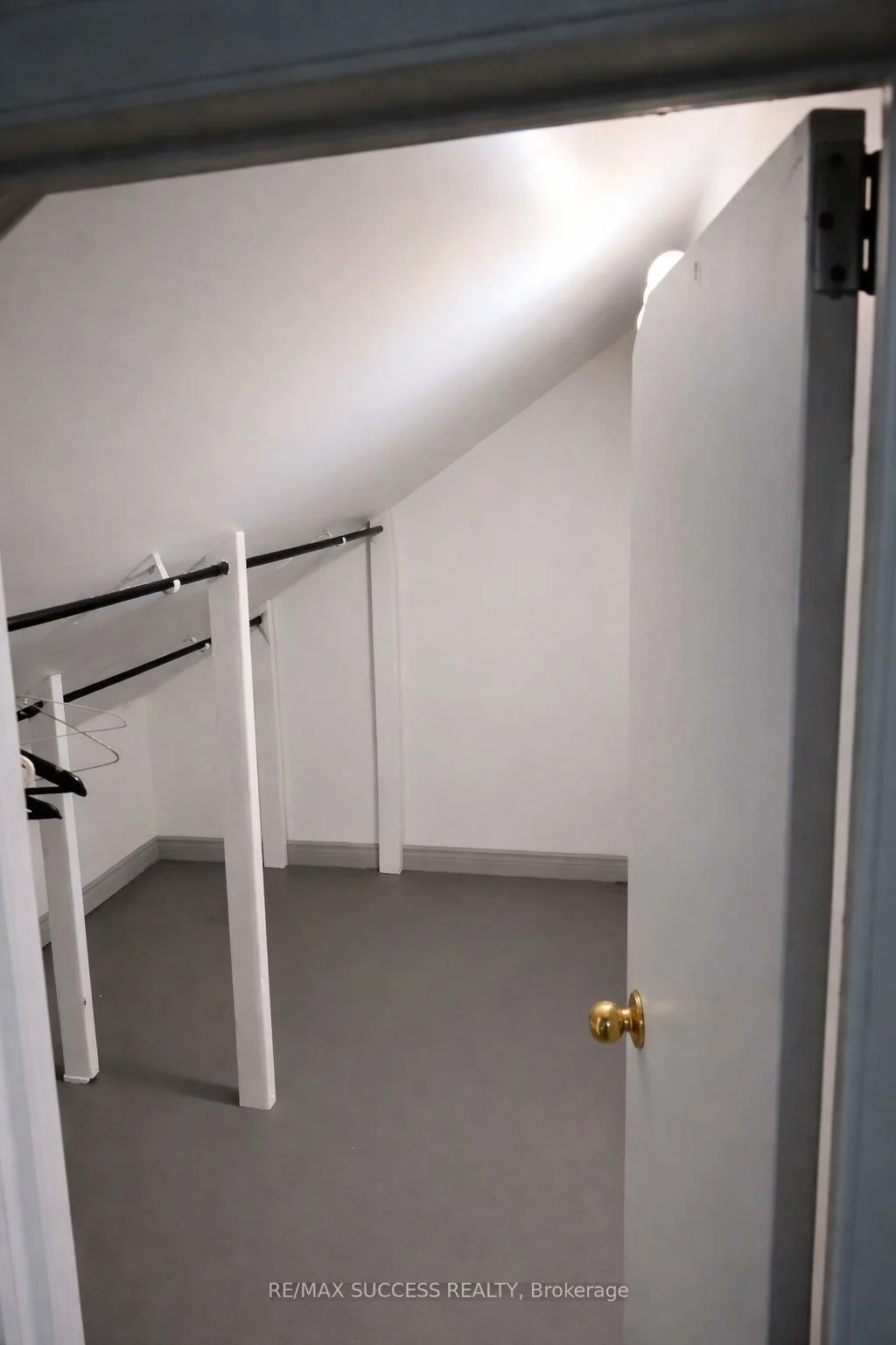 1711, St Johns, Alcona, Innisfil