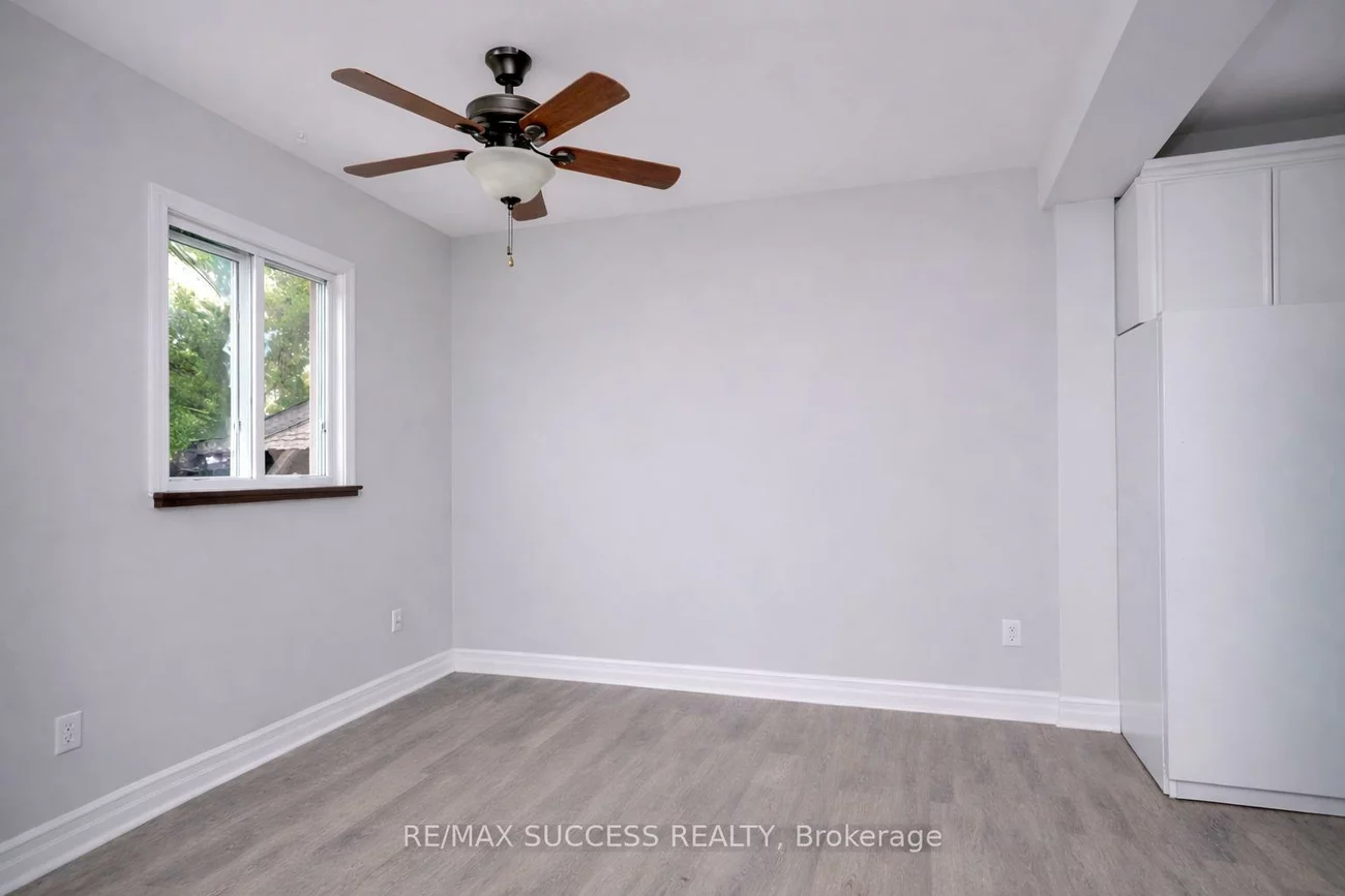 1711, St Johns, Alcona, Innisfil