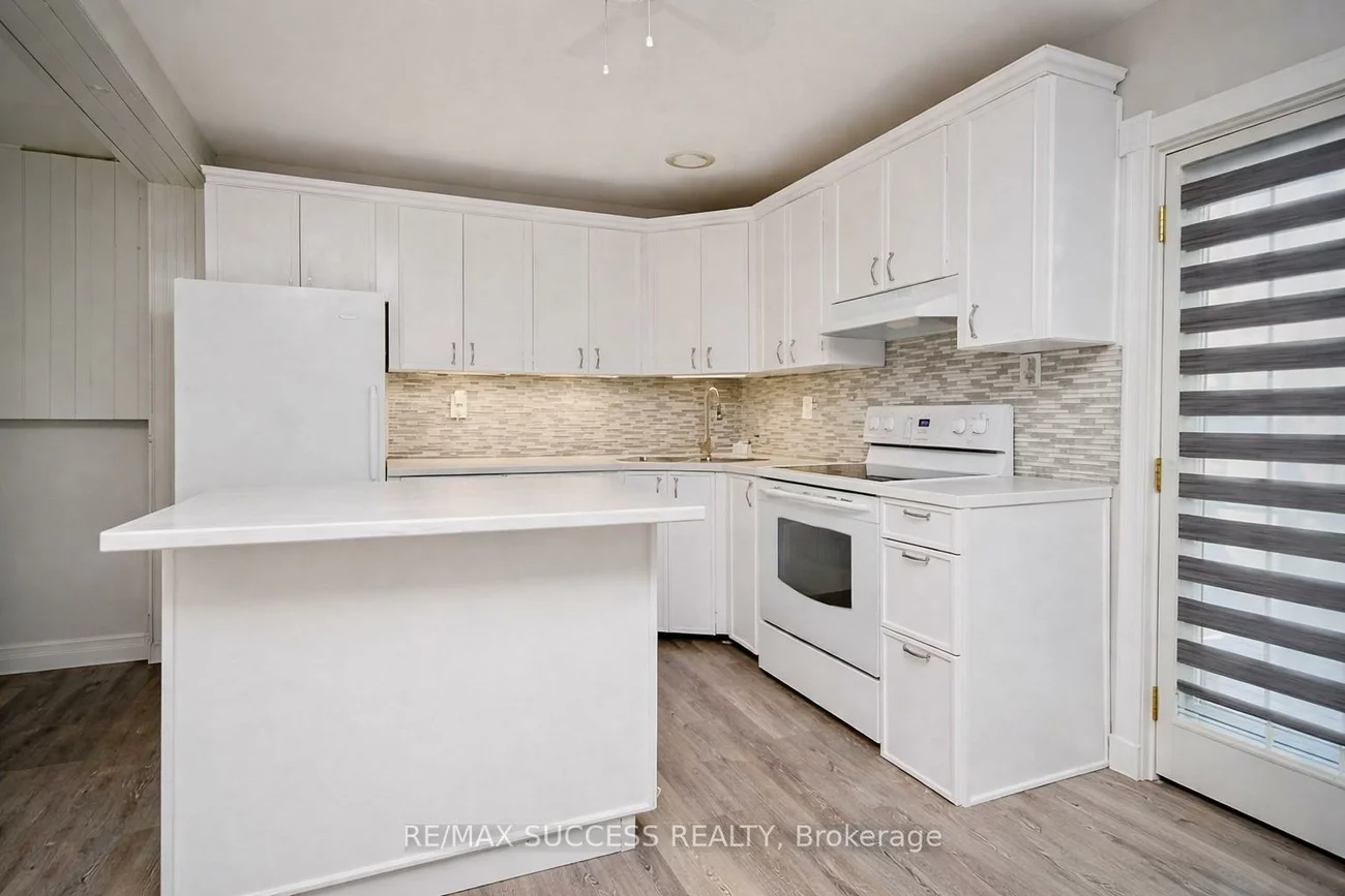 1711, St Johns, Alcona, Innisfil