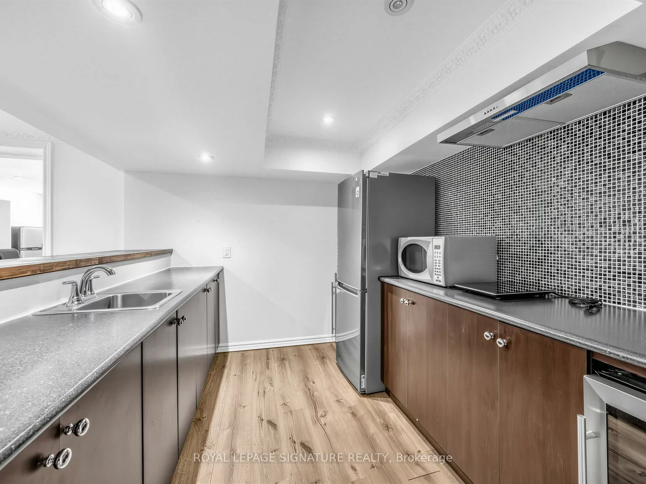 7866, Yonge, Stroud, Innisfil