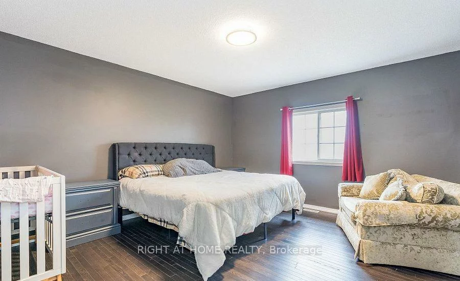 1373, Hunter, Alcona, Innisfil