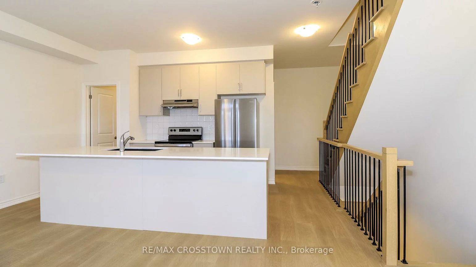 1989, Matteer, Alcona, Innisfil