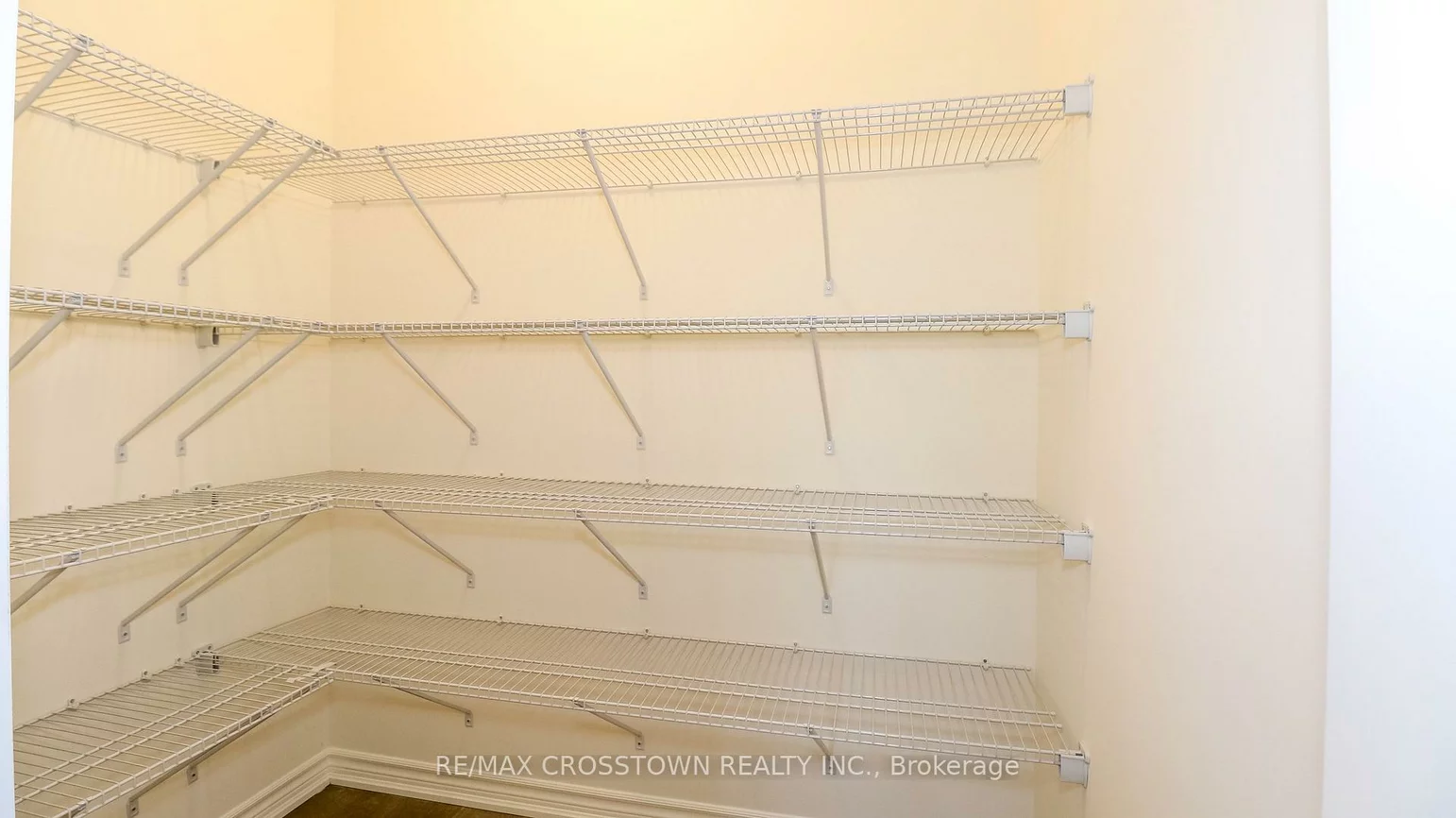 1991, Matteer, Alcona, Innisfil