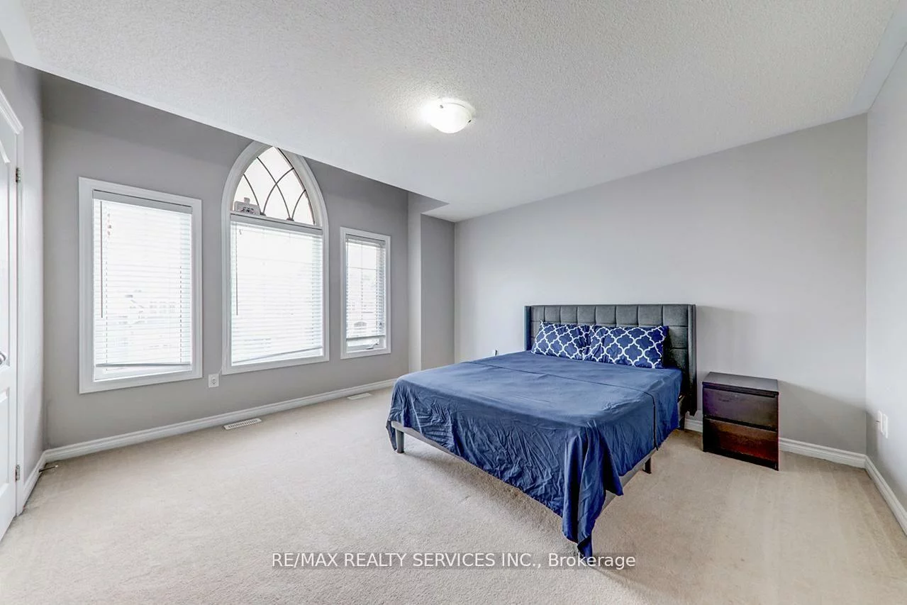 2179, Dawson, Alcona, Innisfil