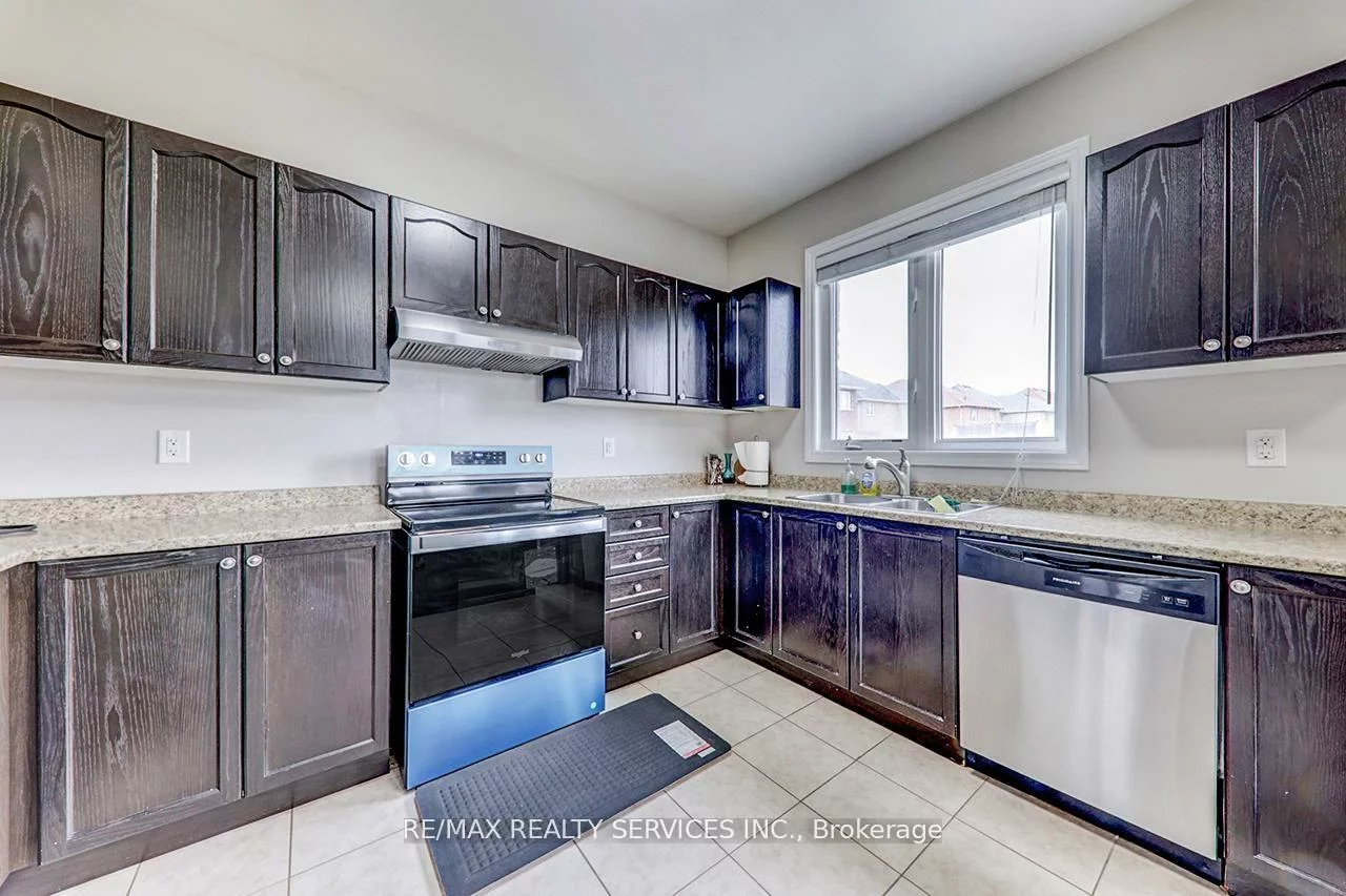 2179, Dawson, Alcona, Innisfil