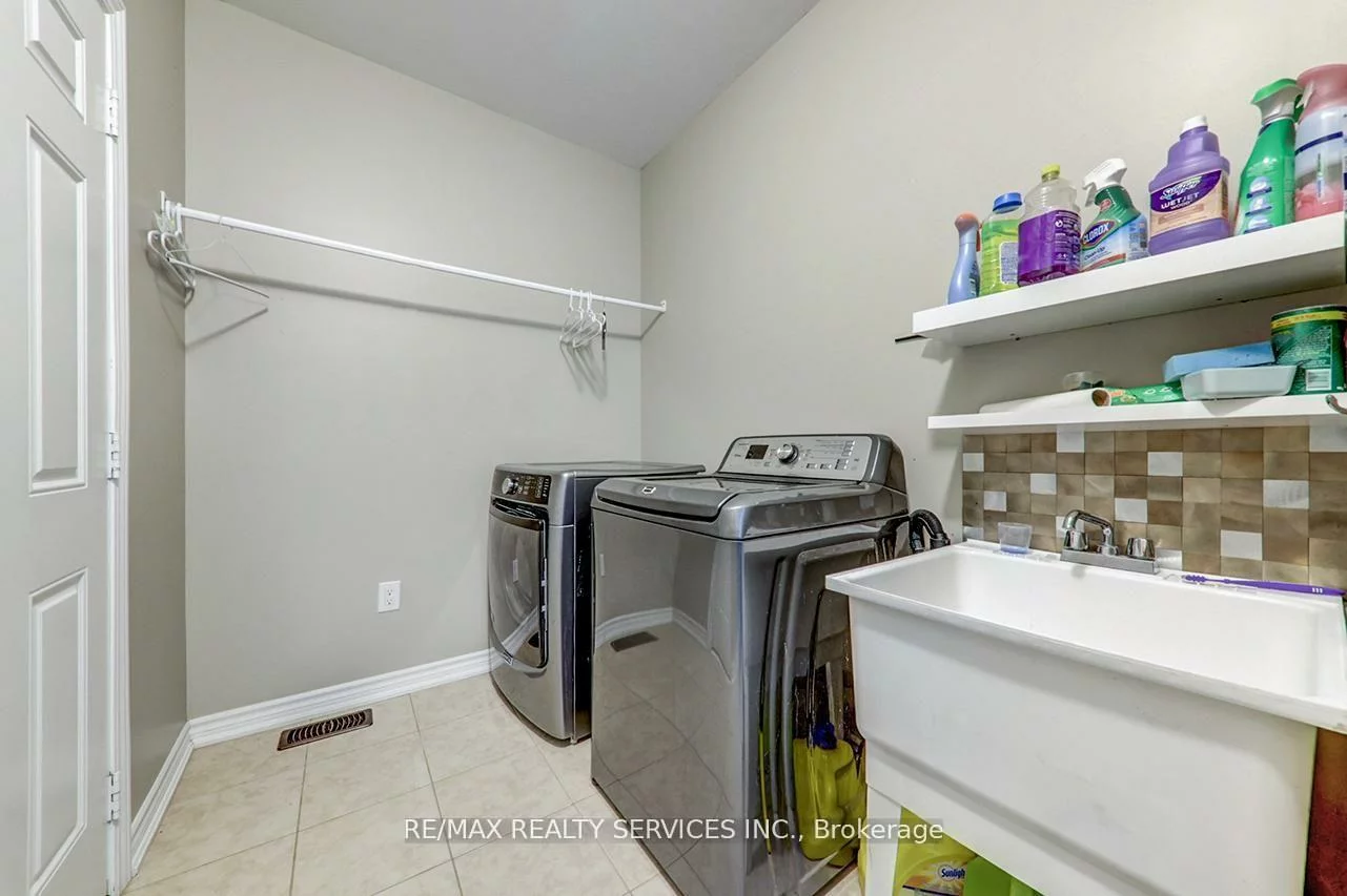 2179, Dawson, Alcona, Innisfil