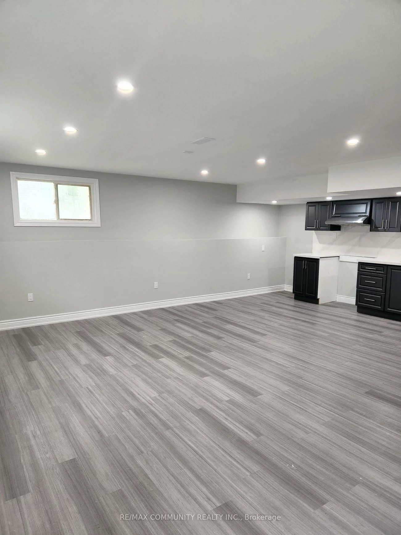 802, Cedarvale, Alcona, Innisfil