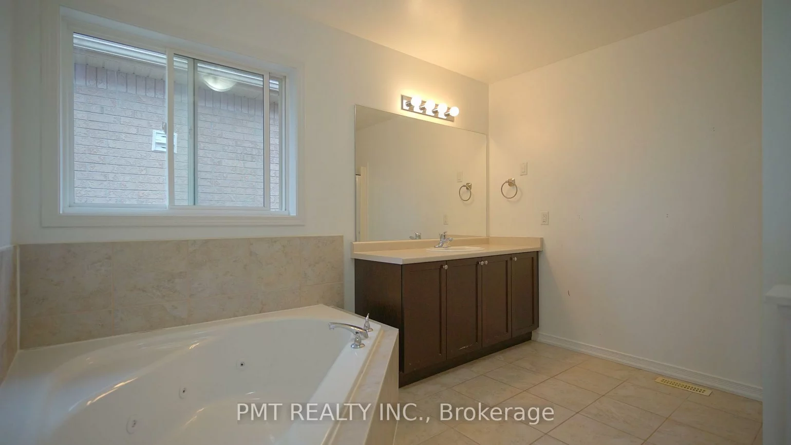 2068, Gibson, Alcona, Innisfil