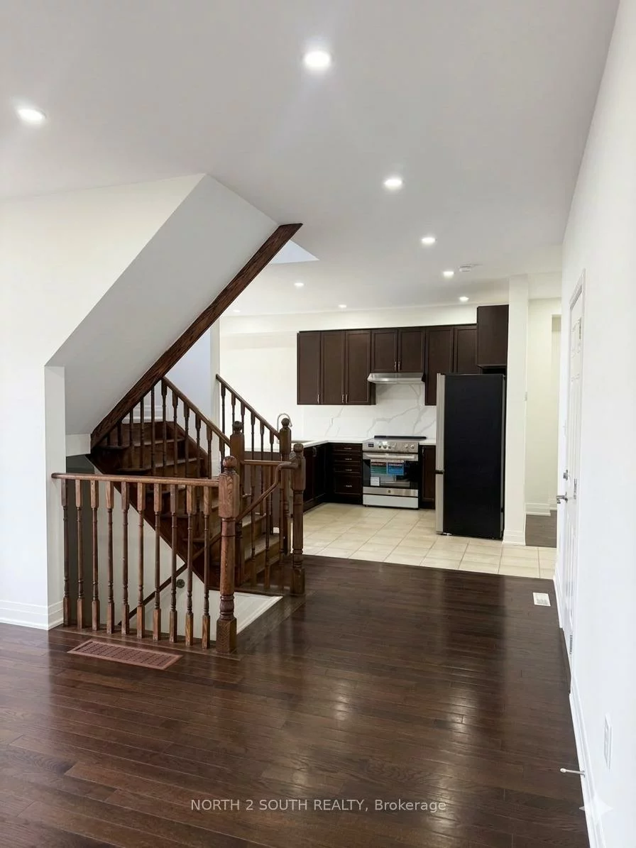 2271, Whitewood, Alcona, Innisfil