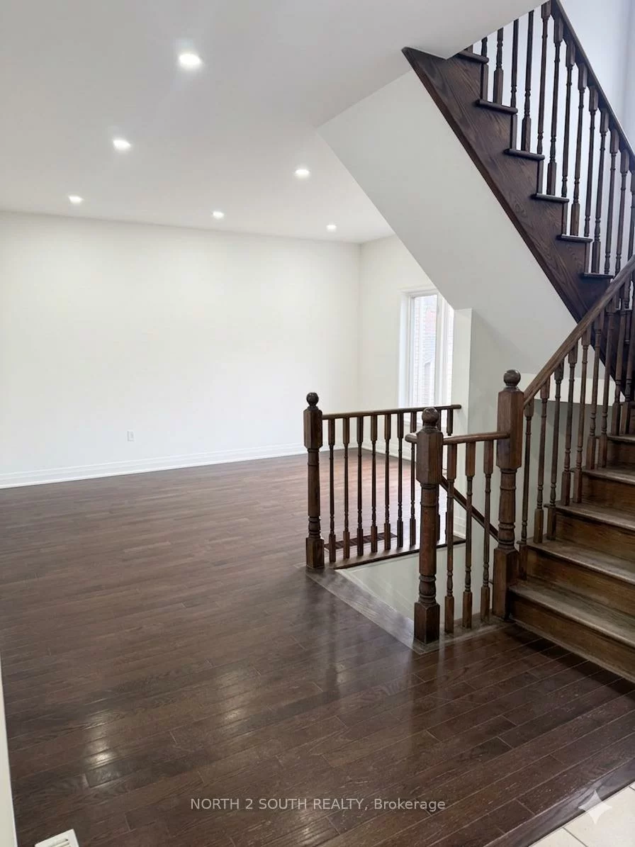 2271, Whitewood, Alcona, Innisfil