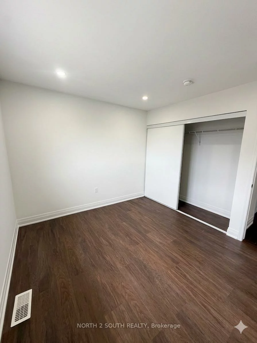 2271, Whitewood, Alcona, Innisfil