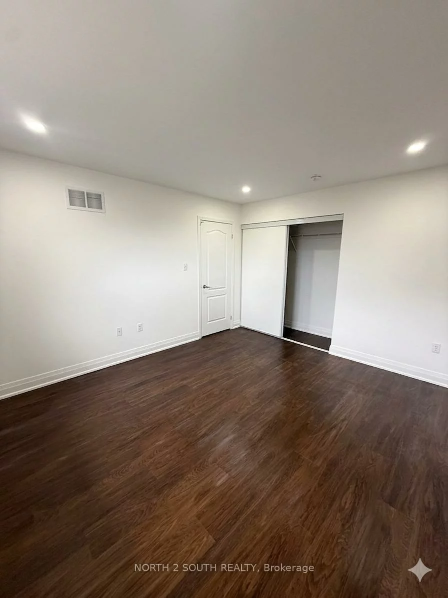 2271, Whitewood, Alcona, Innisfil