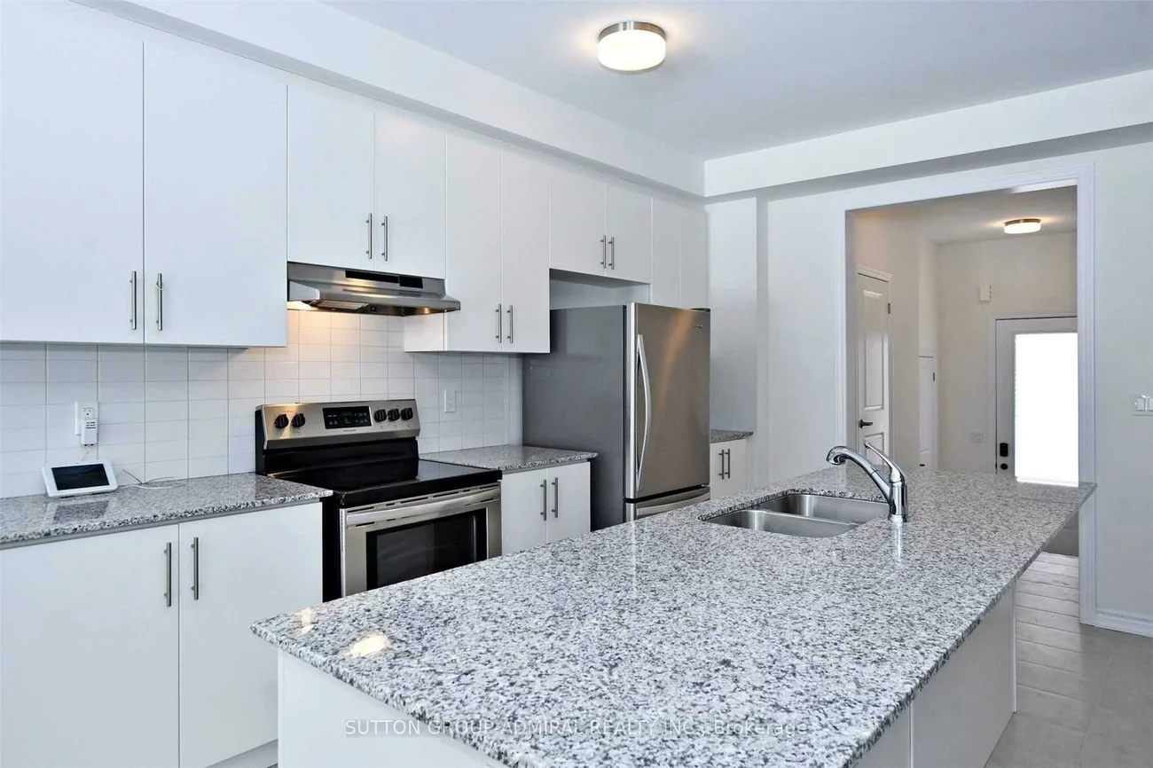 1477, Blackmore, Alcona, Innisfil