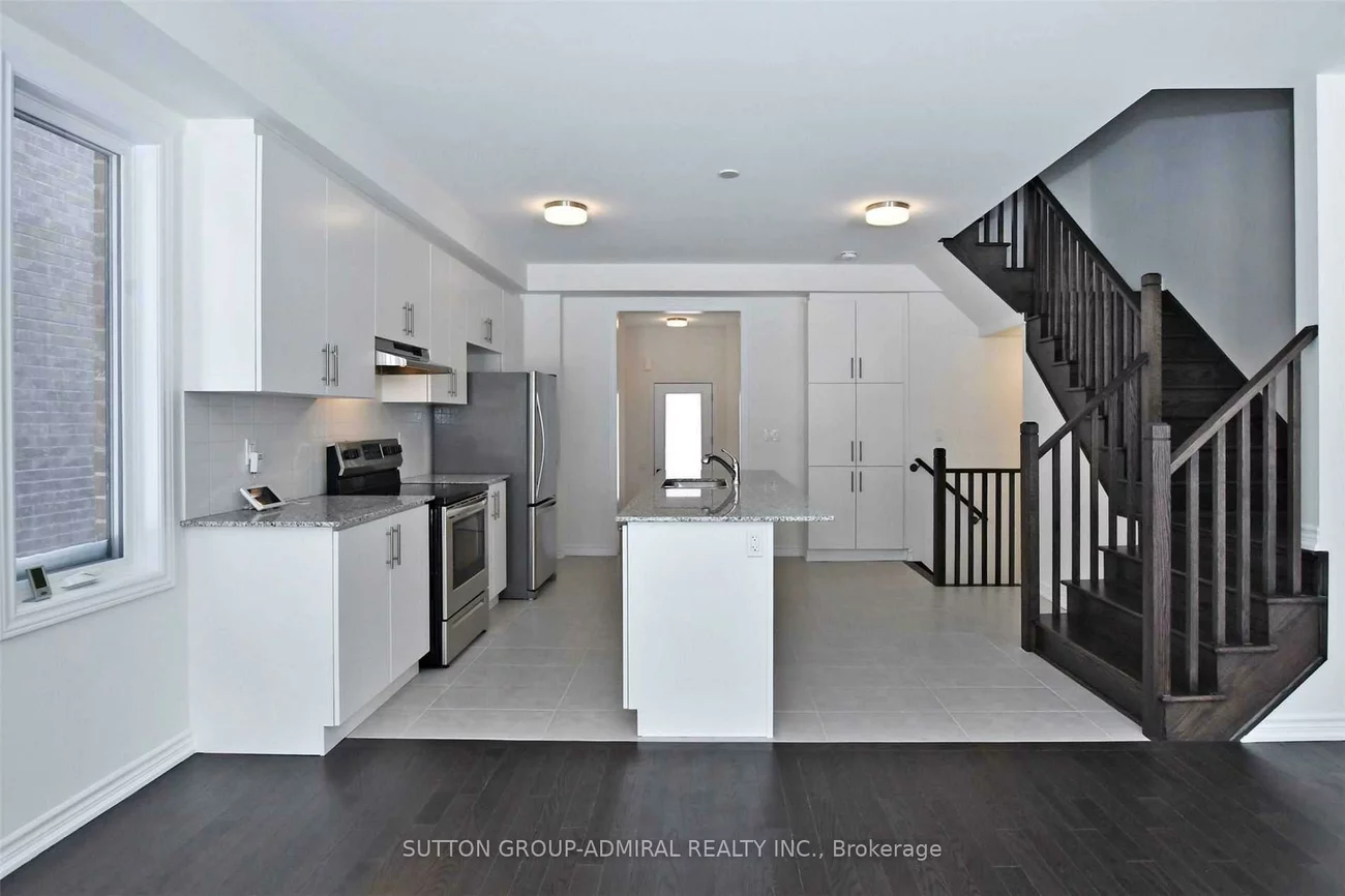 1477, Blackmore, Alcona, Innisfil
