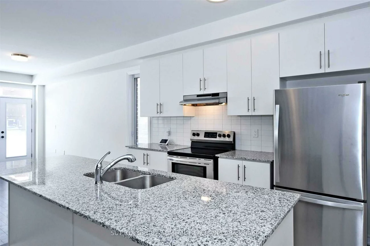 1477, Blackmore, Alcona, Innisfil